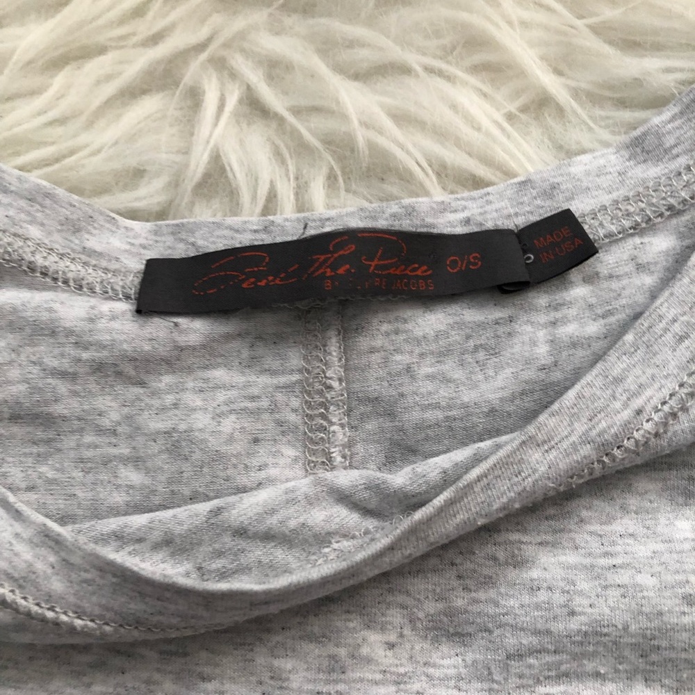 Lightweight Comfortable Top - image 2